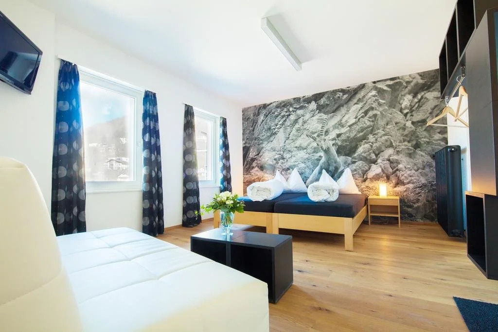 Hotel Rätia