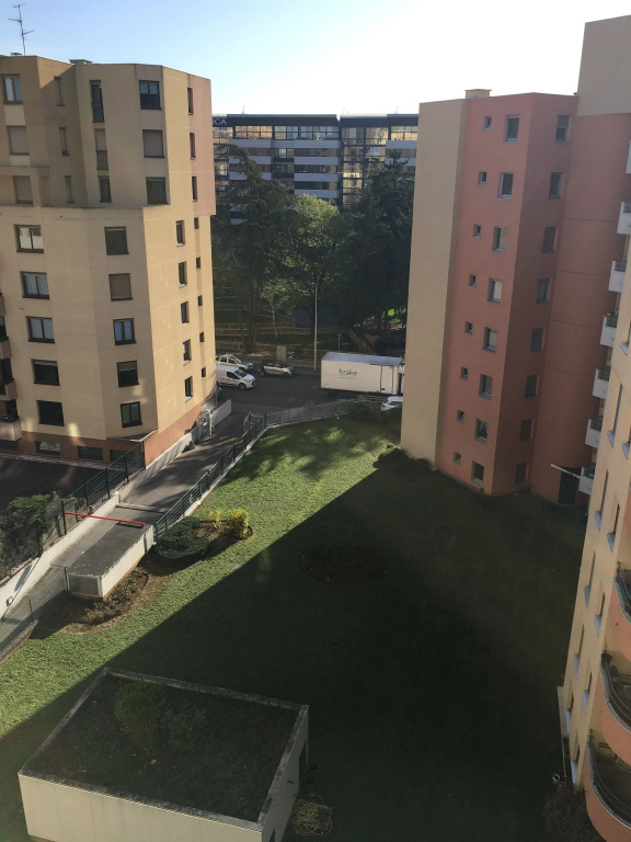 At home in lyon