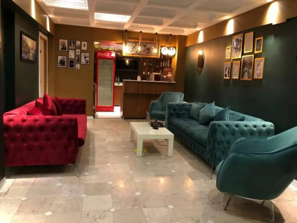 Senyor Garden Hotel