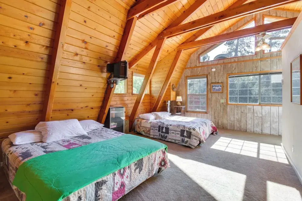 Play Golf & Unwind! Pine Mountain Lake Family Home