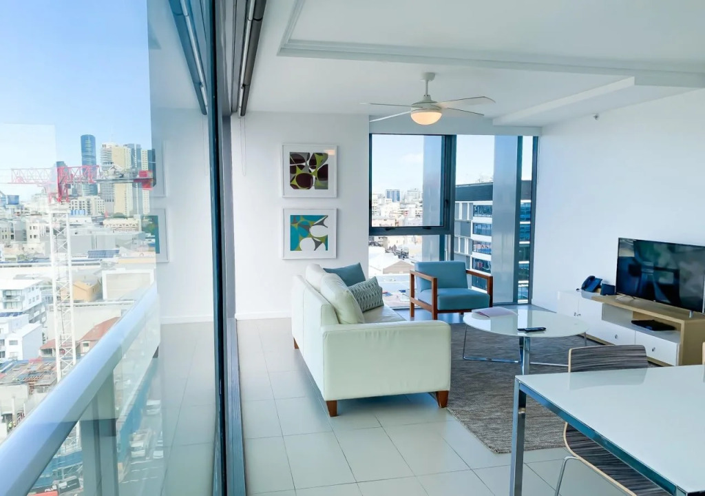 M & A Apartments