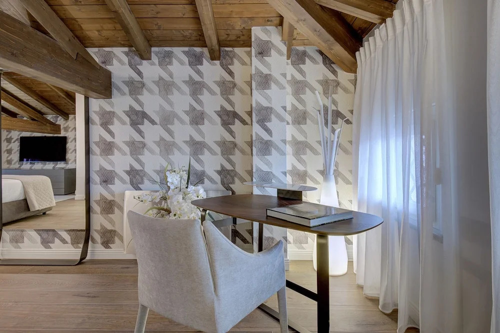 Accomodation Hotel Castello Il Codirosso