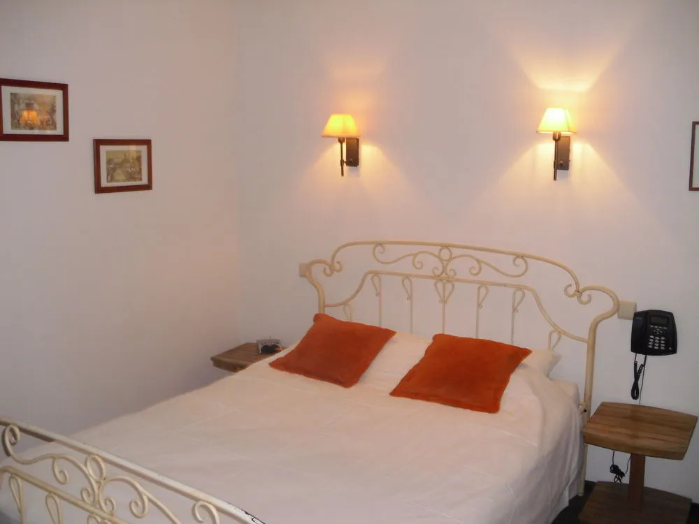 Hotel De La Vallee