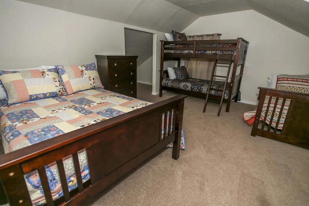 Cabin Sweet Cabin