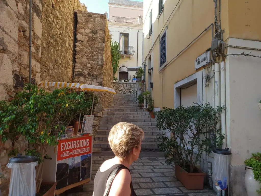Caccia Apartment