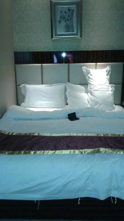 Xing Lun Hotel