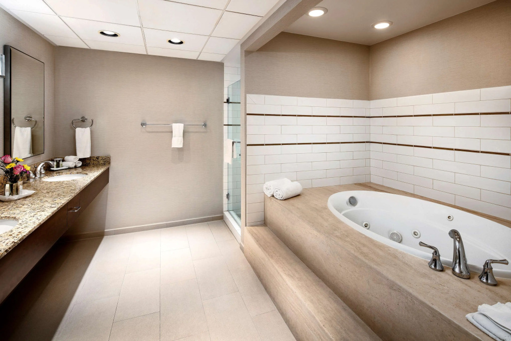 DoubleTree by Hilton Ontario Airport