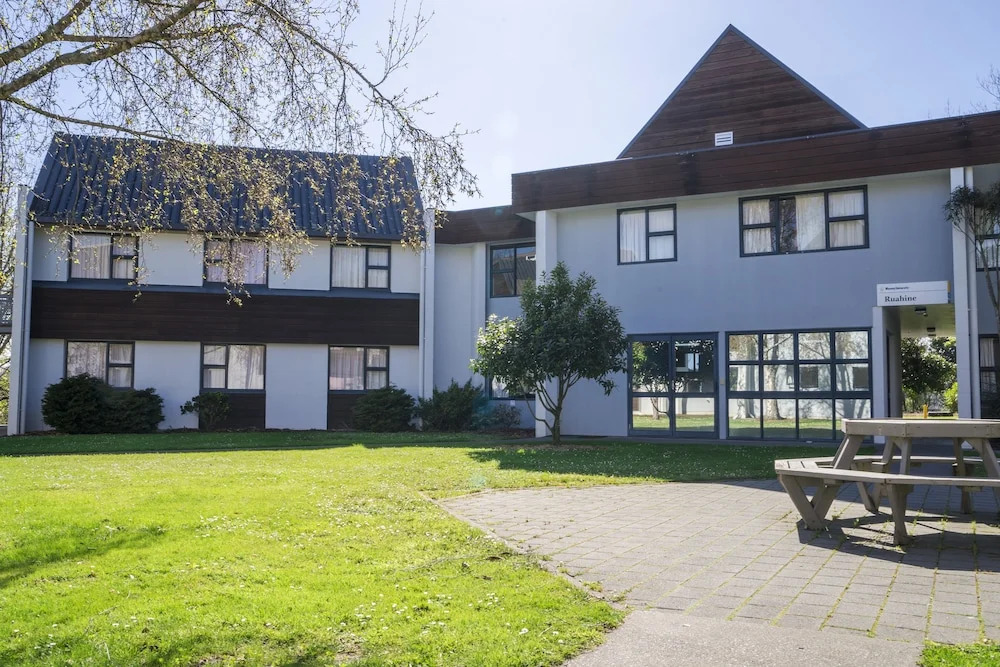 Campus Summer Stays - Massey Manawatu