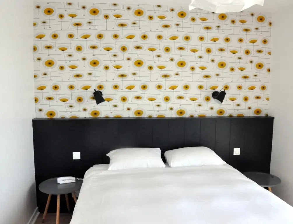 Logis Hotel Du Port