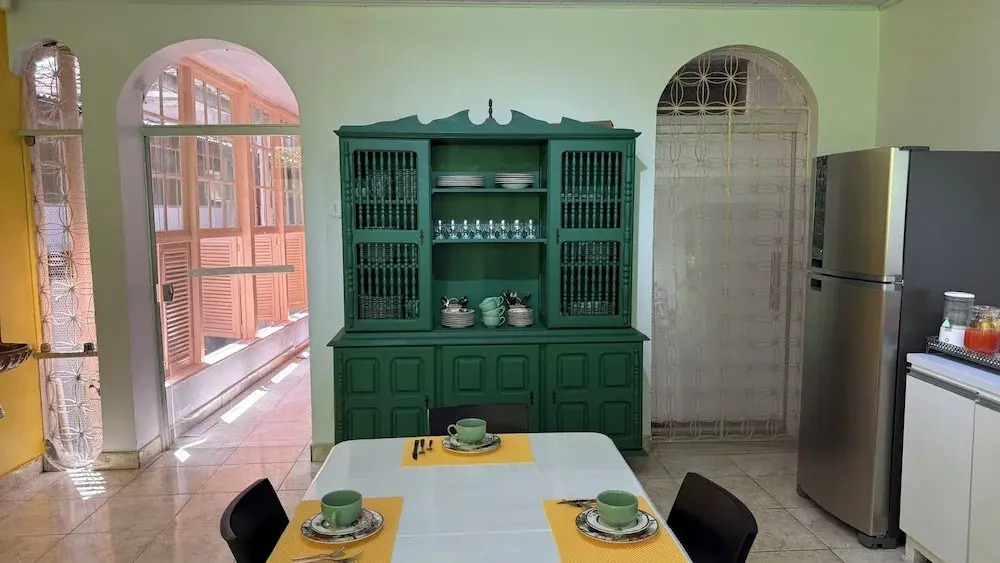 Mangueirosa Hostel