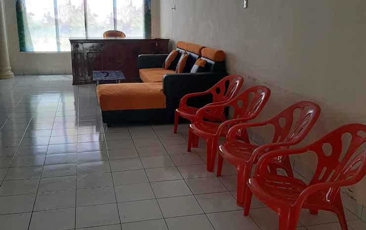Villa Berastagi Highland 8 BB