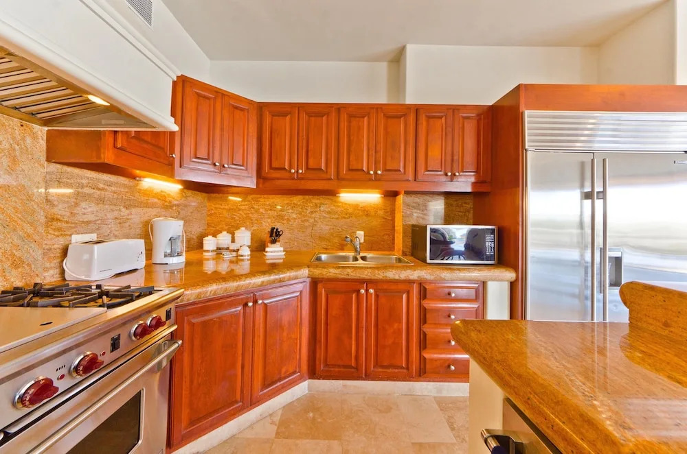 3,000 Sq. Ft. Villa With Beach Club Access: Villa de Phoenix