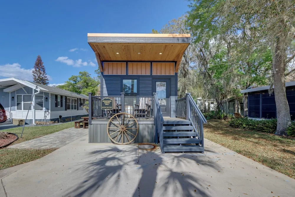 Rodeo Thrills & Backyard Bbqs! Lake Wales Retreat