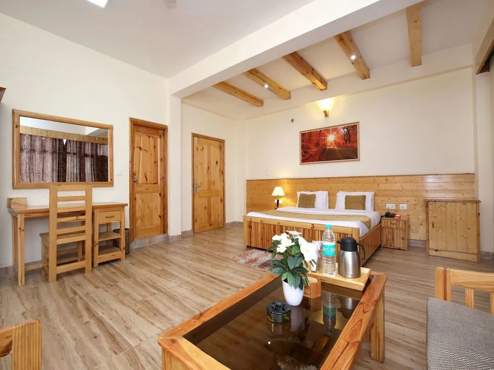Hotel OYO 9995 Manali Plaza