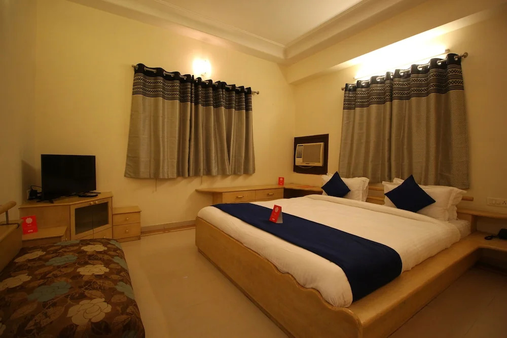 OYO 8949 Atman Bungalows