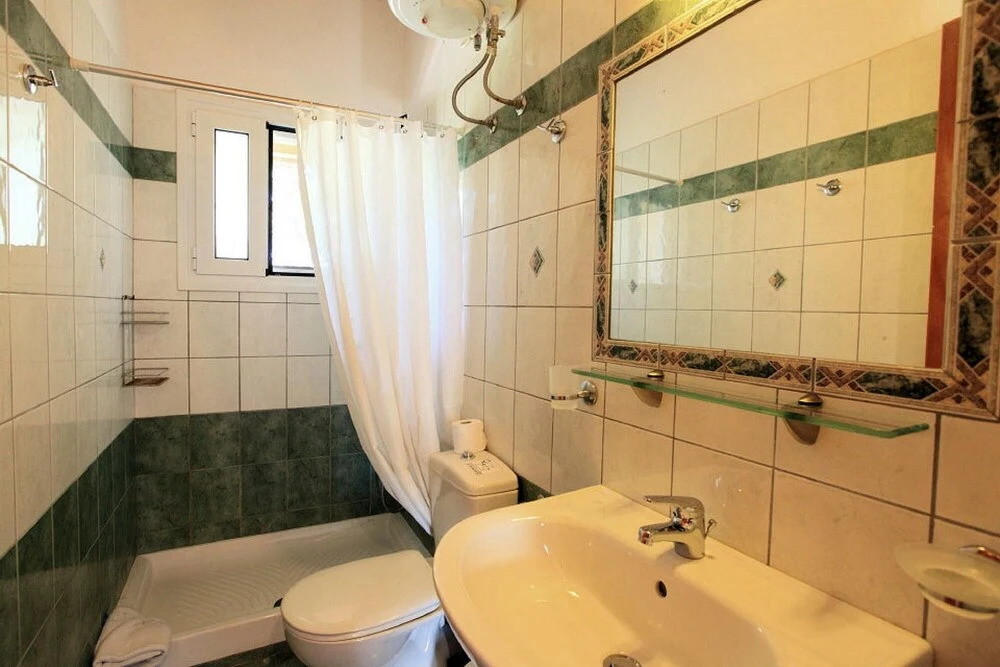 Cochelli Villa Lower Swimming Pool Walk to Beach A C Wifi Car Not Required - 175