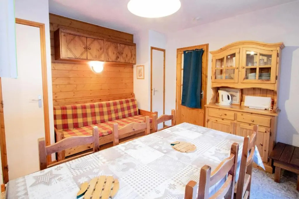 Résidence Les Portes De La Vanoise - 2 Pièces pour 6 Personnes 193054