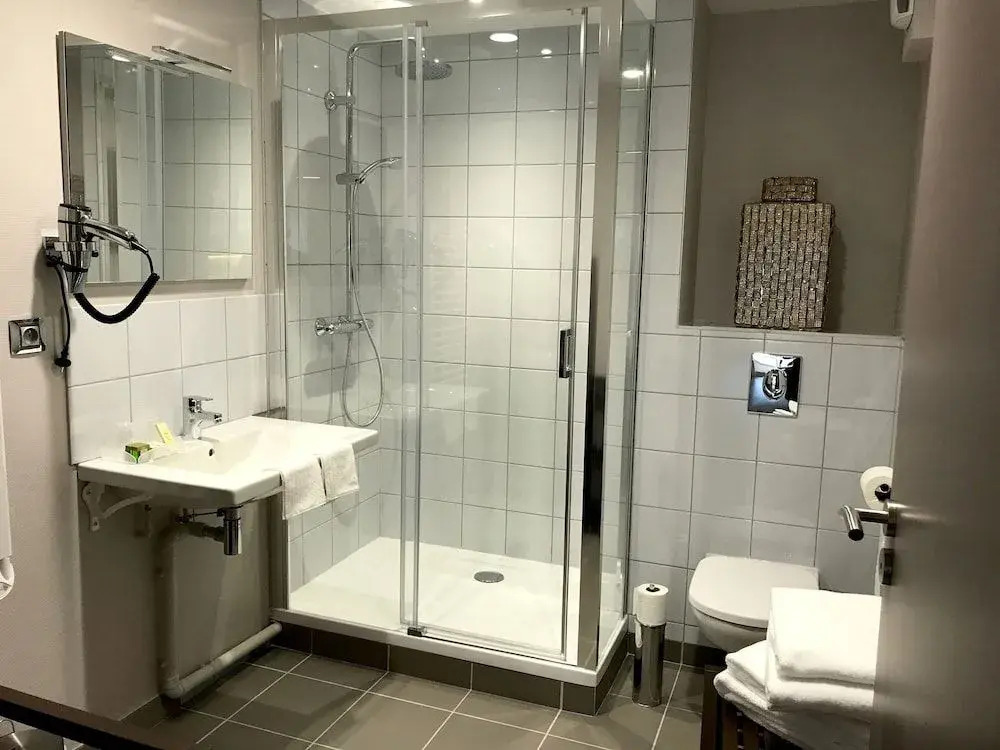 LOGIS Hotel-Restaurant Le Relais dAligre