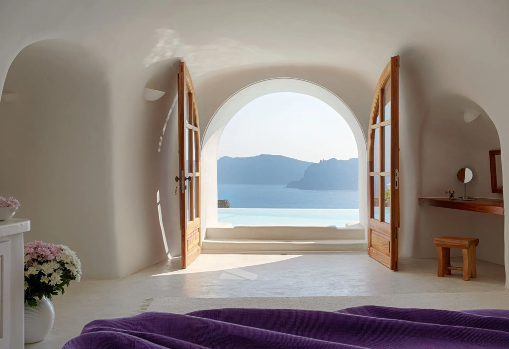 Perivolas Hotel