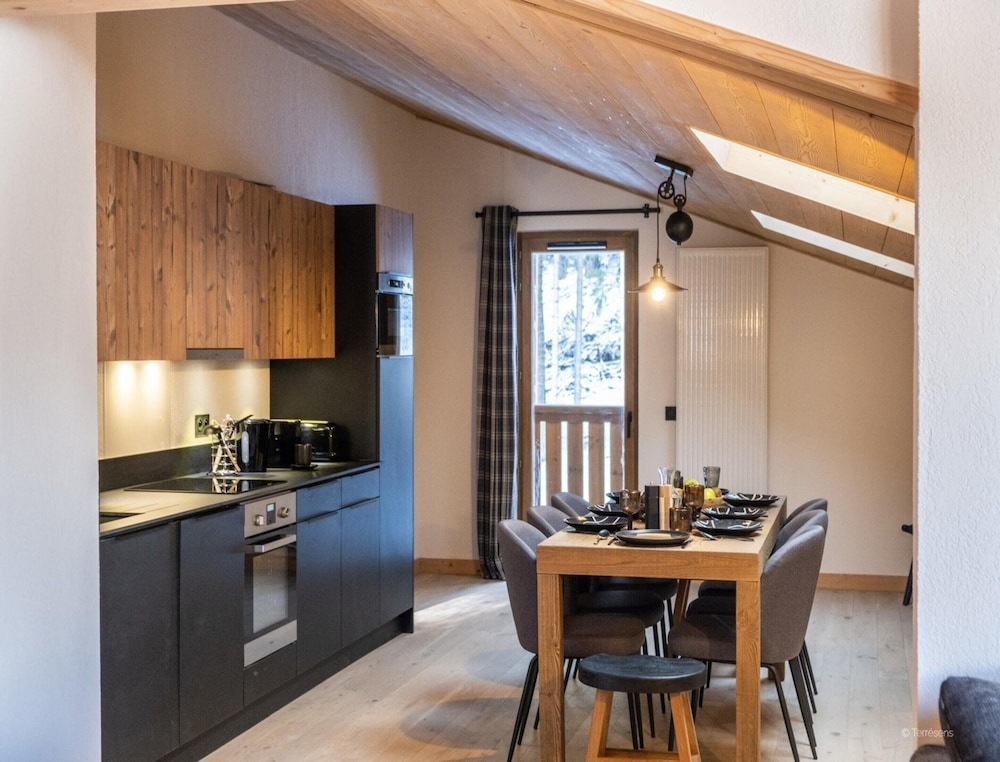 Apartment in Alps With Views
