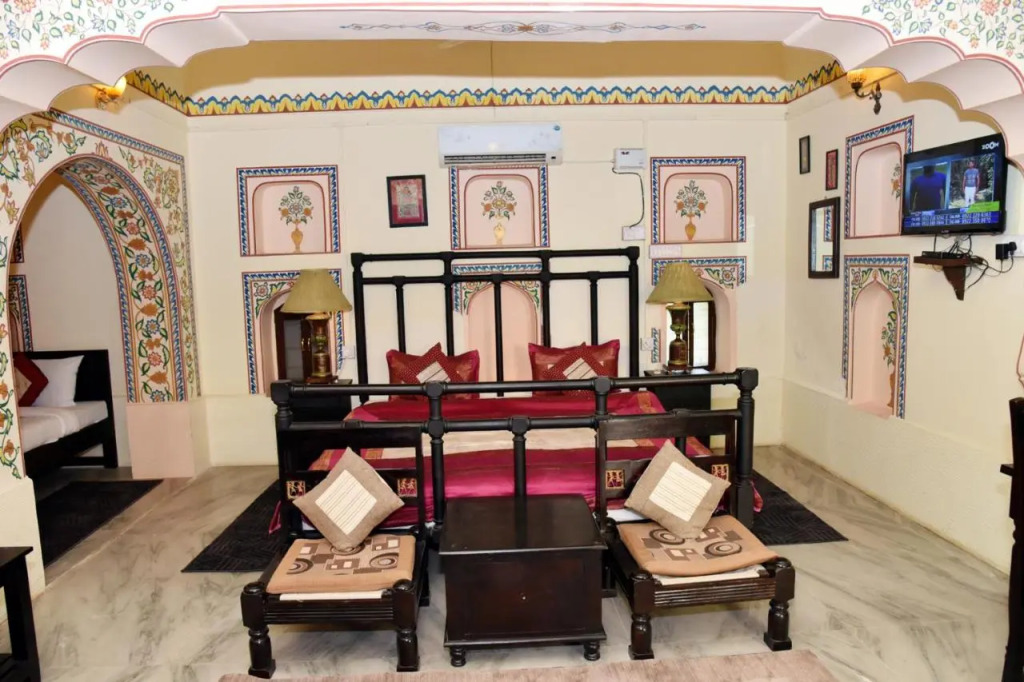 The Shahi Palace Mandawa, A Heritage Boutique Haveli