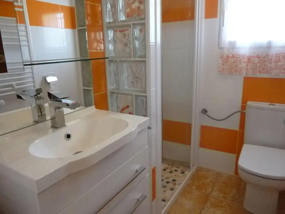 Comfortable Property in Empuriabrava With Garden, Barbecue and Three Bedrooms