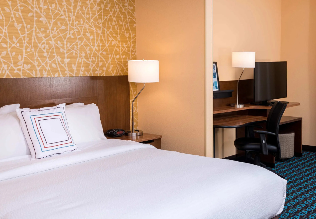 Fairfield Inn & Suites by Marriott Orlando East/UCF Area