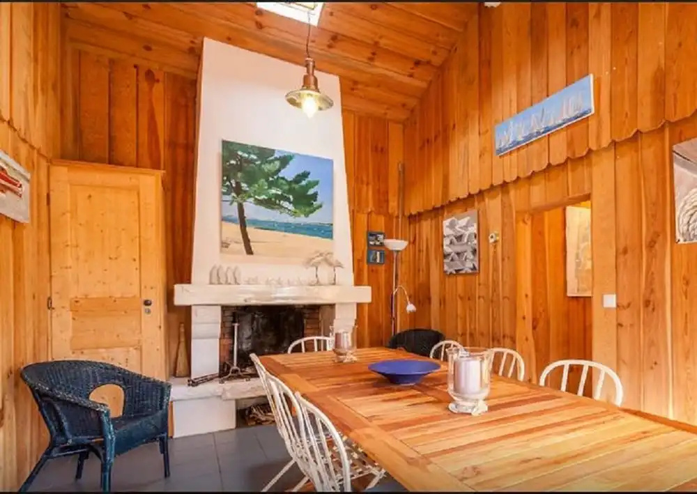 House With 5 Bedrooms in Arès, With Enclosed Garden