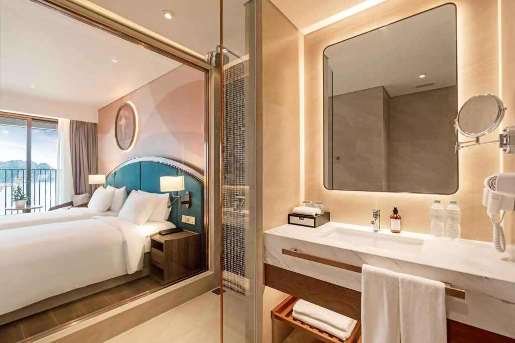Wyndham Garden Sonasea Van Don