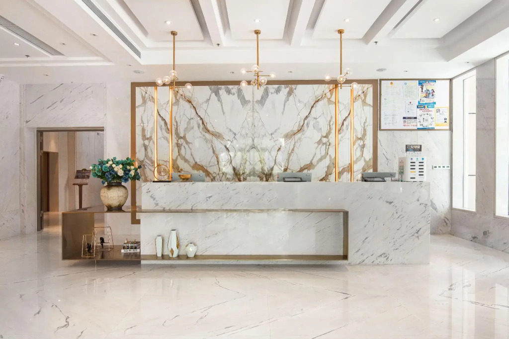 Zenith International Hotel