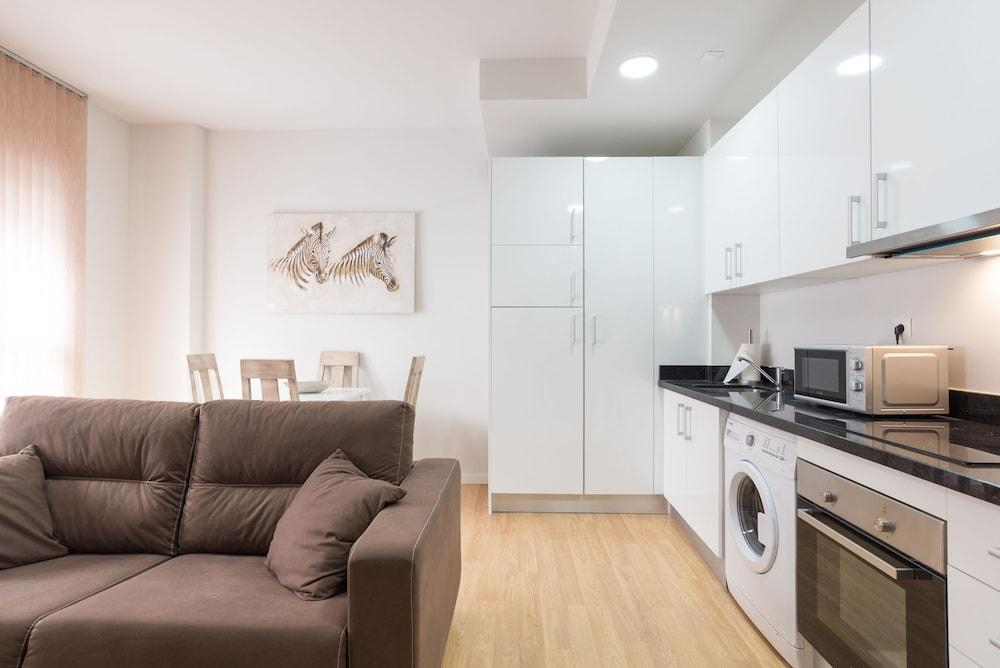 Teatro Plaza Apartments