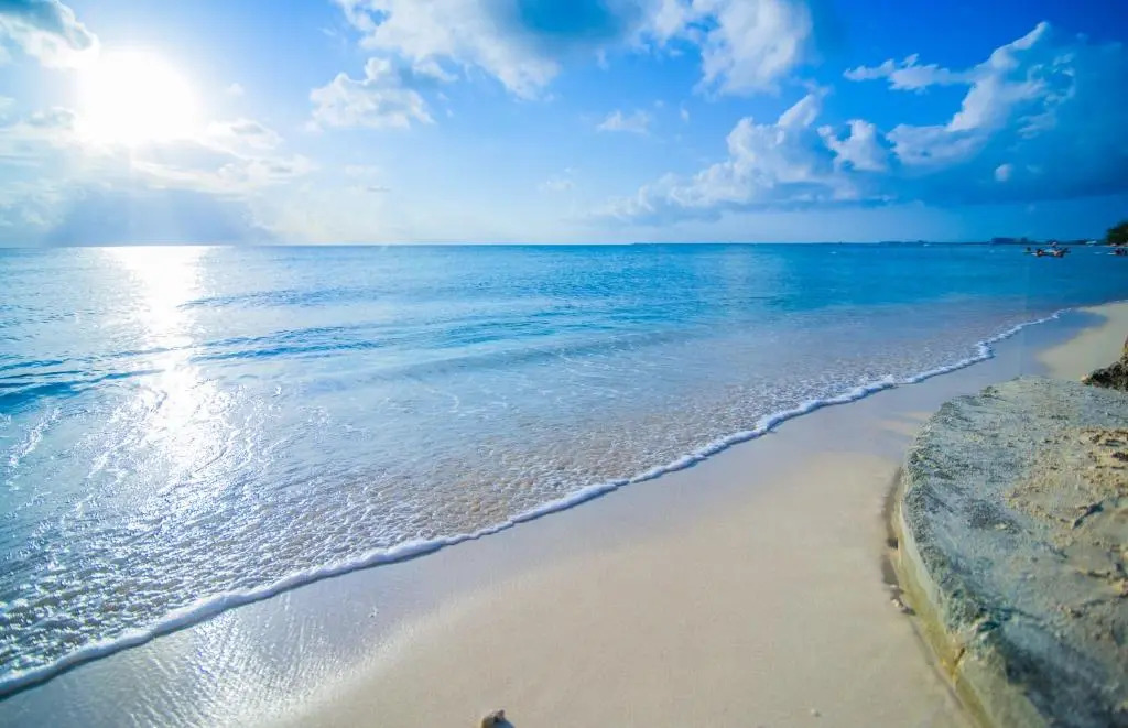 Seven Mile Beach Resort