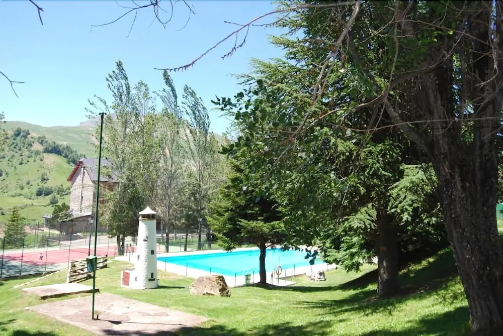 Apartamentos Midi 3000