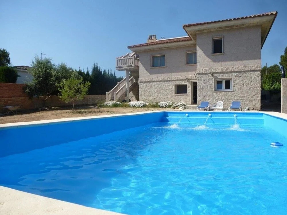House With 5 Bedrooms in Ametllia de Mar, With Private Pool and Enclos