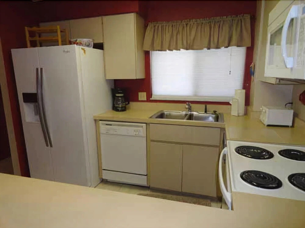 Ocean Park Terrace 202