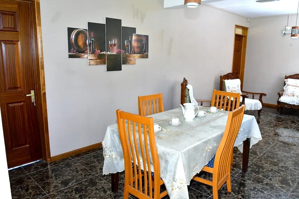 House with 5 Bedrooms in Riambel, with Furnished Terrace And Wifi