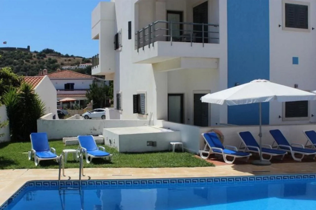 Vicentina Hotel