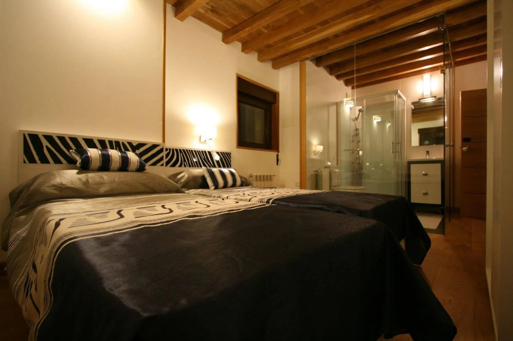 Hotel Mendi Green