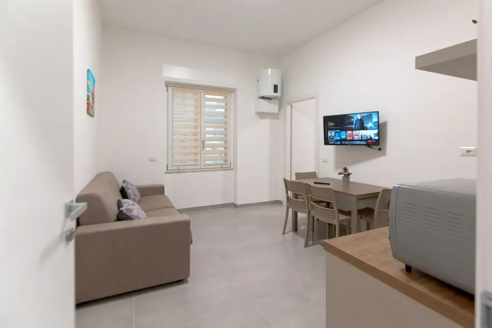 Rocciola Home