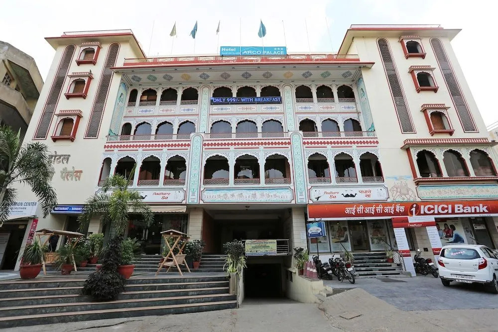 Oyo 9654 Hotel Arco Palace