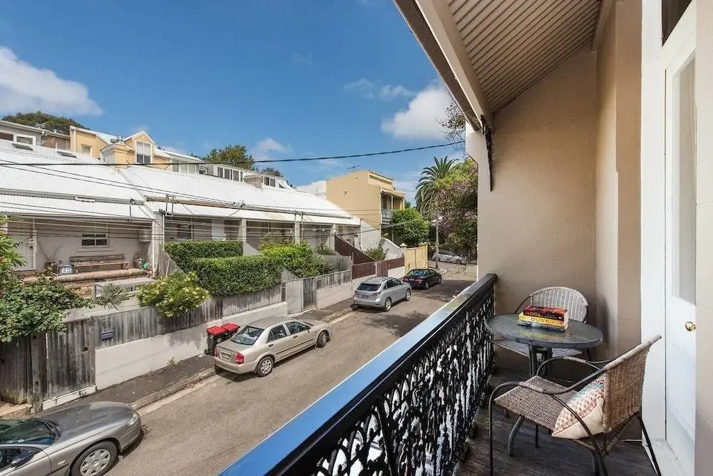 ED24 Renovated Terrace House Moments to Train