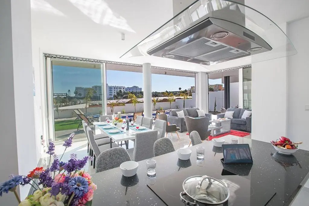 Villa Olive Loux,Brand New, Exquisite 5Bdr Protaras Villa With Pool