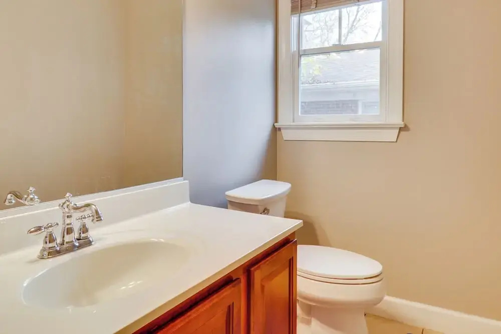 Centrally Located Hampton Roads Home w/ Game Room!