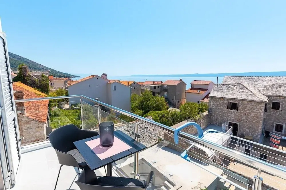 Renci - Great Location & sea View - A3
