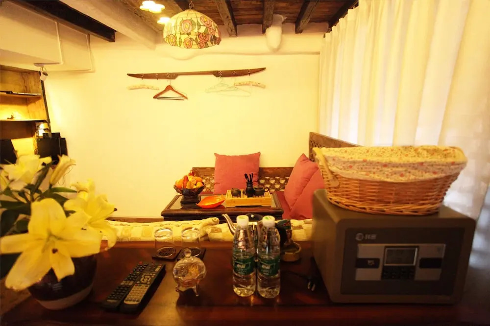 Cloudscape Boutique Inn