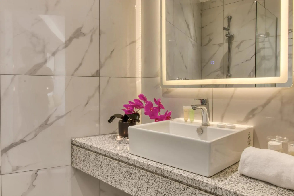 The Liwan Hotel