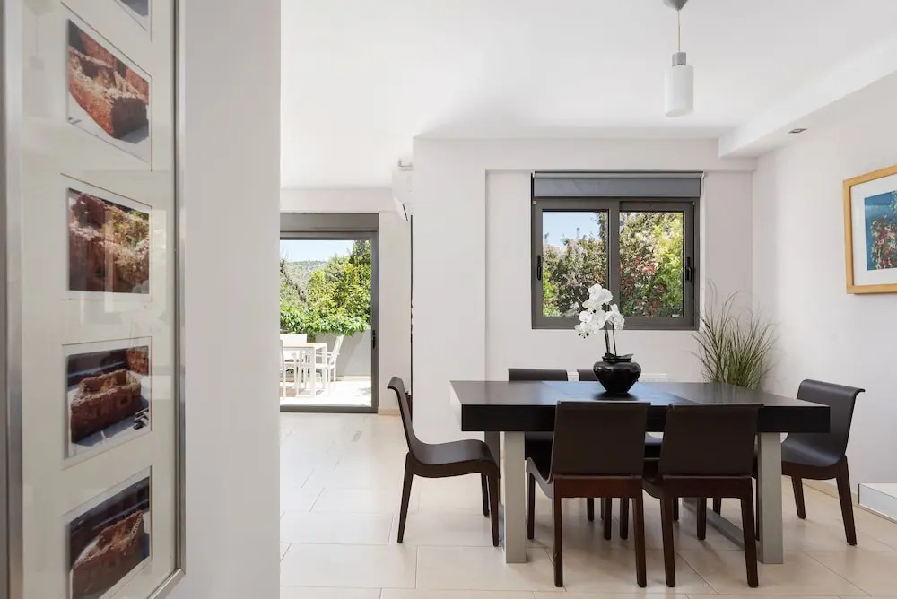 Anavil House Athenian Riviera