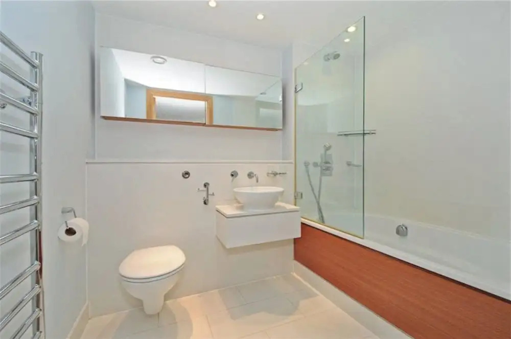 1 Bedroom Apartment With Panoramic Views In Docklandsv