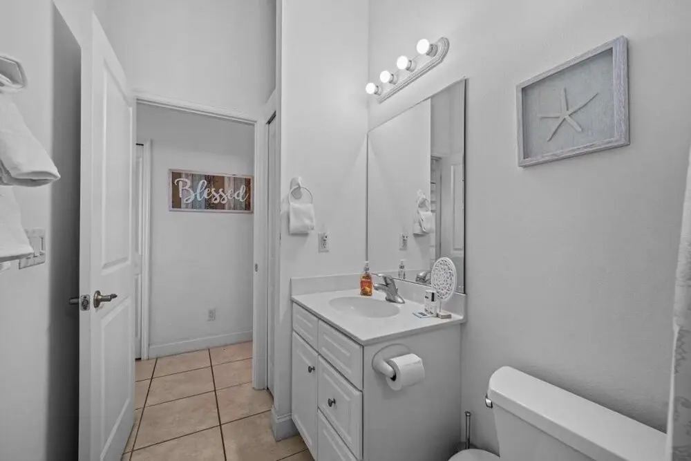 Beach Arcade - Palm Coast, Florida 4 Bedroom Home