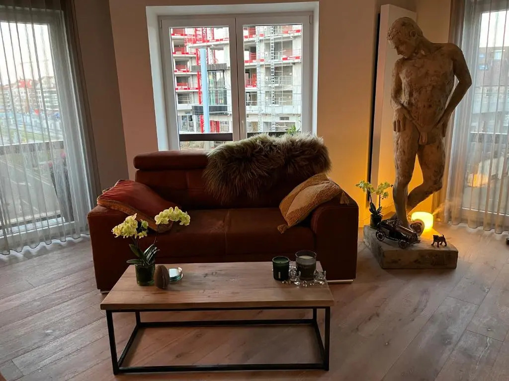 Luxueus nieuw zonnig hoekappartement SEAVIEW Heldenplein - 2x ruime garagebox